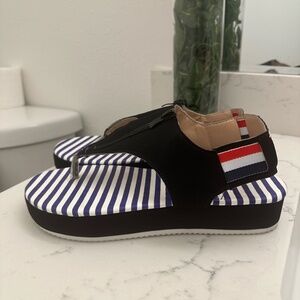 Women's Platform Zipper Sandals!!!(Never Used/WithoutTags)Discontinued Shoe!!!